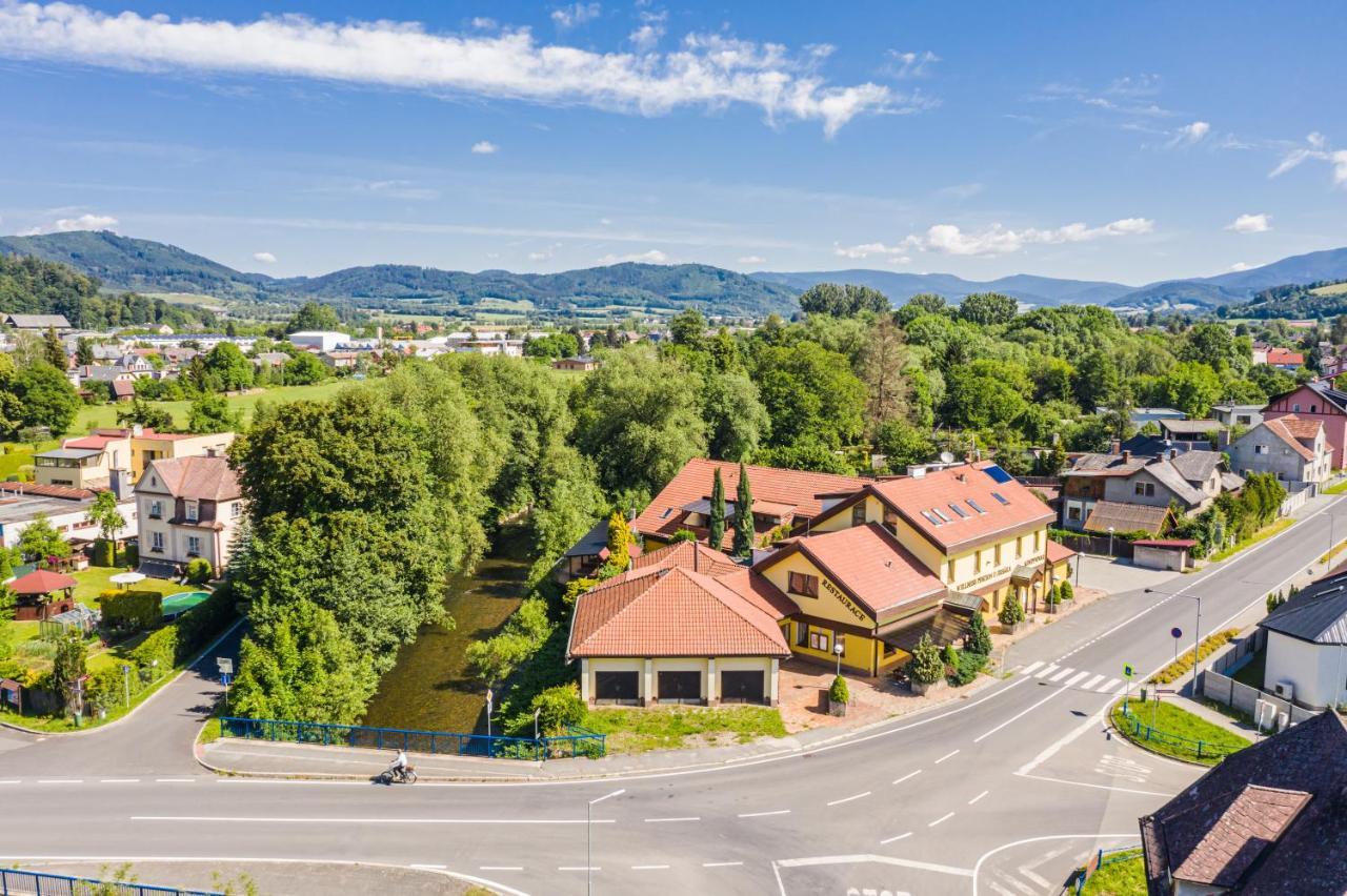 Penzion U Jirsaka Vikýřovice Extérieur photo